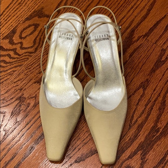 Stuart Weitzman champagne formal shoes - Picture 2 of 7